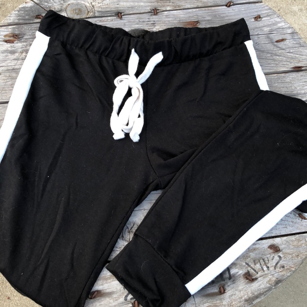 FN black and white hoodie and leggings set